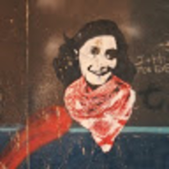 Meet your Posher, Samira - Picture 1 of 1